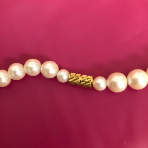 Vintage Faux Pearls - Picture 5 of 5